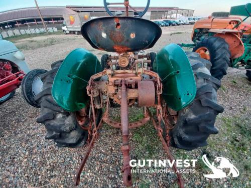 Agricultural tractor