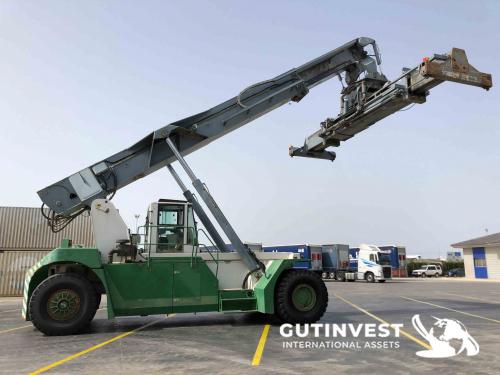 Container reach stacker - 40Tns