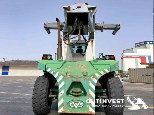 Container reach stacker - 40Tns