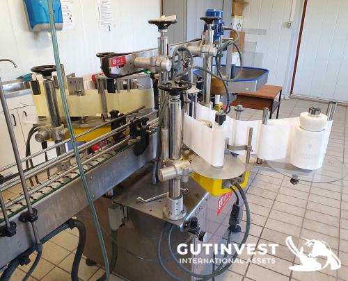 Bottling & Labeling Machine