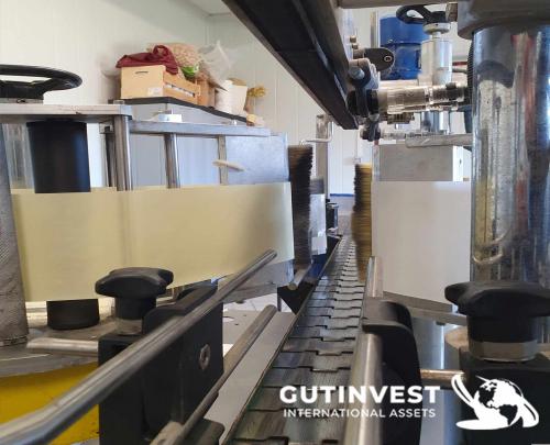 Bottling & Labeling Machine