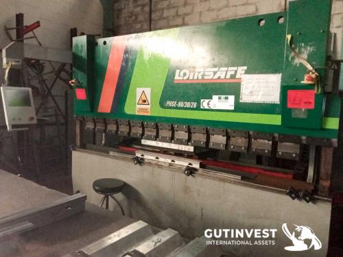 CNC hydraulic press brake