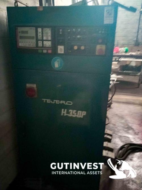 Tube bending machine