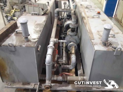Hydraulic press for hydroforming 