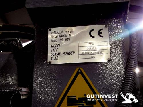 Hydraulic press for hydroforming 