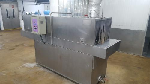 Plastic box washing machine