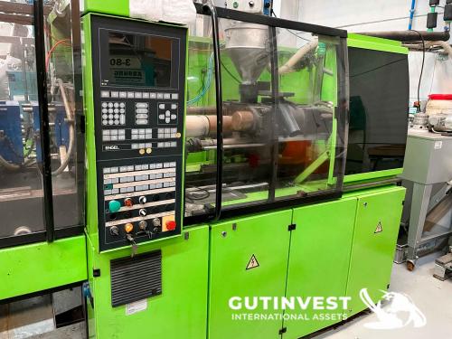 Plastic injection molding machine - 75Tn