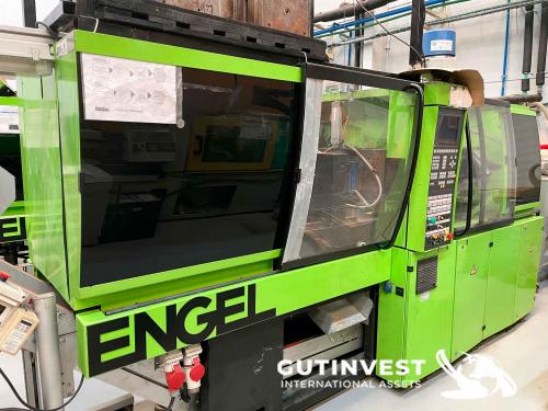 Plastic injection molding machine - 75Tn