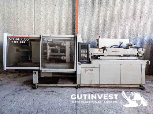 Plastic injection molding machine - 160Tn