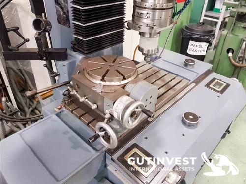 Grinding machine