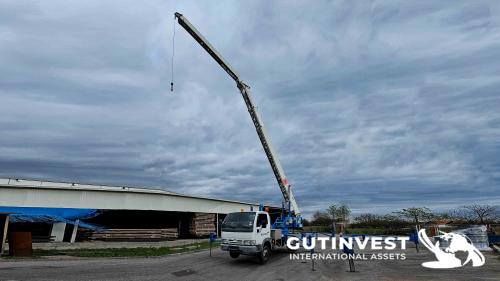 Truck with crane