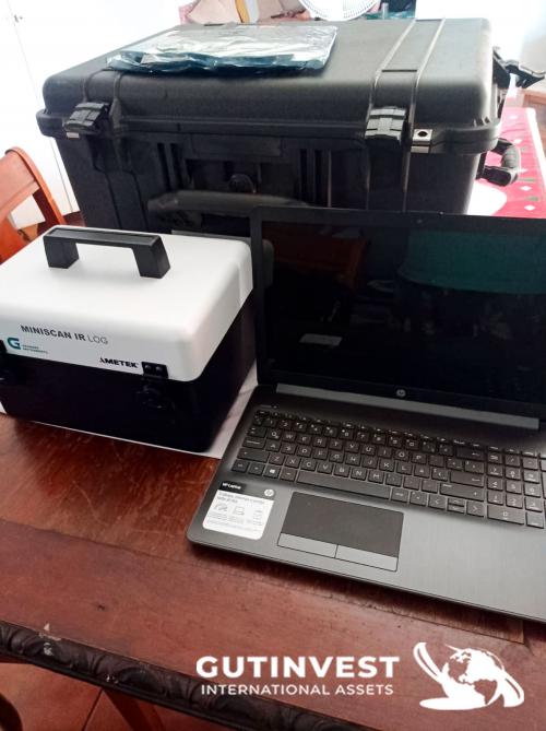 Portable FTIR Spectrometer