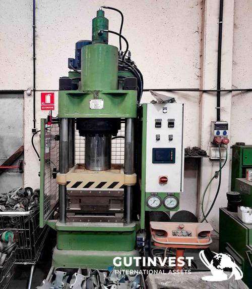 Hot plate press