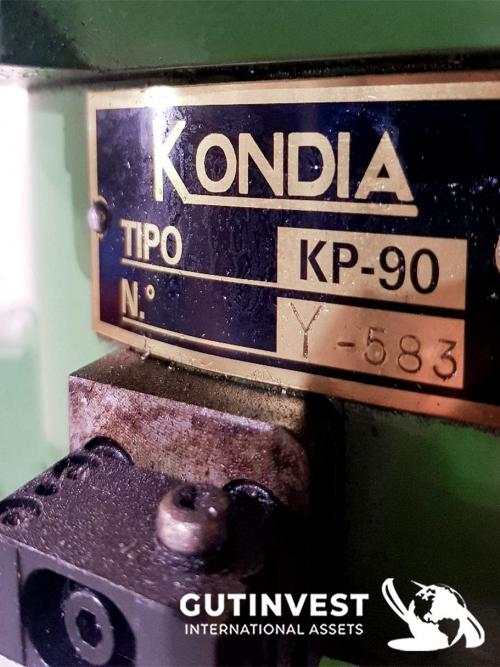 Milling machine
