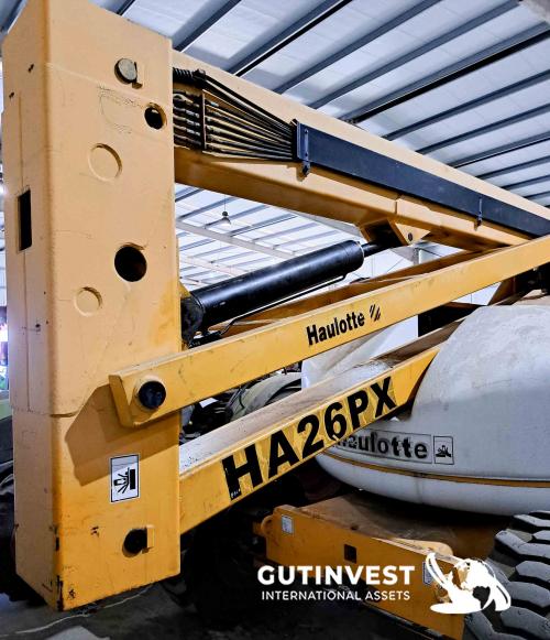 Diesel articulated lifting platform