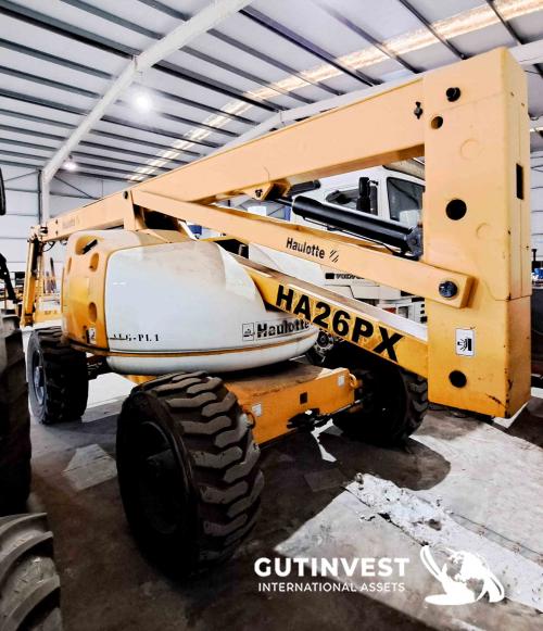 Diesel articulated lifting platform