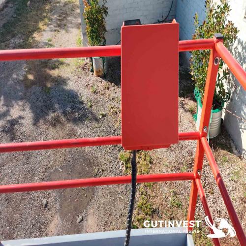 Scissor lift platform - 10 meters
