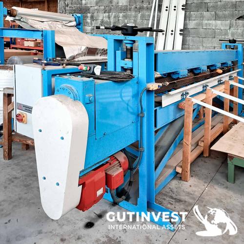 Máquina para fabricar laminas y chapas para escudo térmico