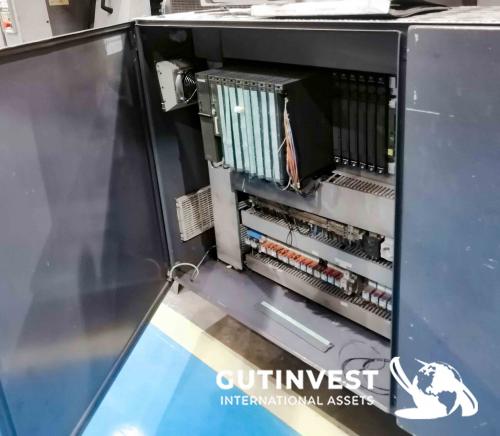 Plastic Injection molding machine - 400Tn
