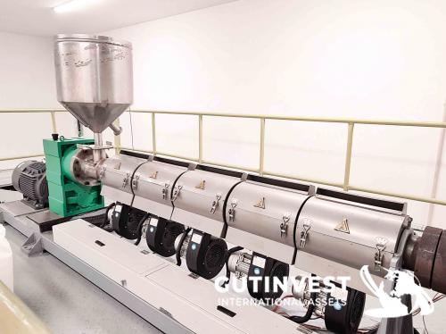 Linea de extrusión Meltblown