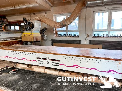 CNC machining center for wood - 4 axis
