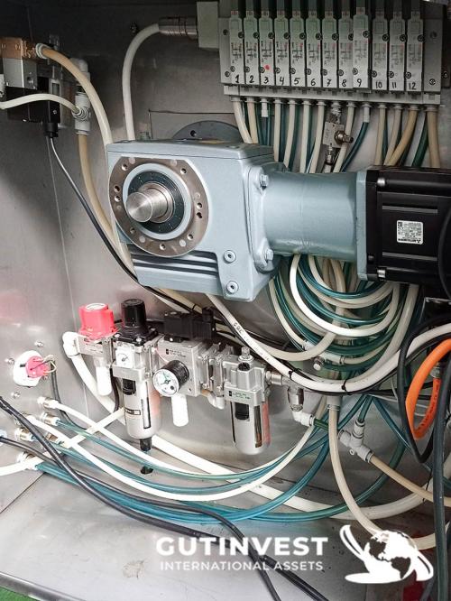 Línea automática de Termosellado de envases de plástico