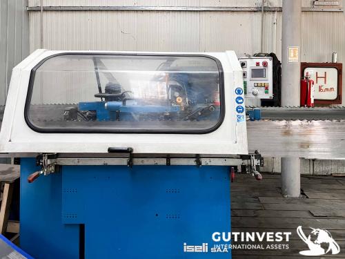 Welding machine for teeth of band saw blades