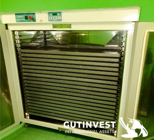 Tray drying oven 