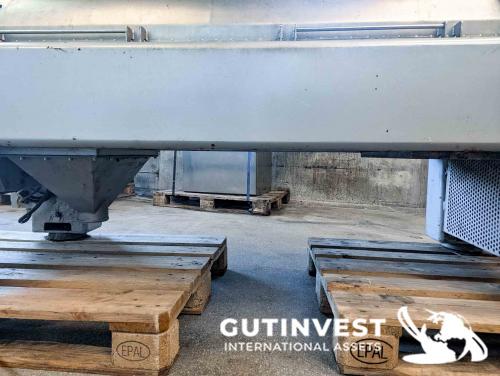 Decanter centrifuge for food industry