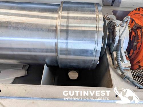 Decanter centrifuge for food industry