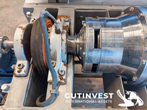 Decanter centrifuge for food industry