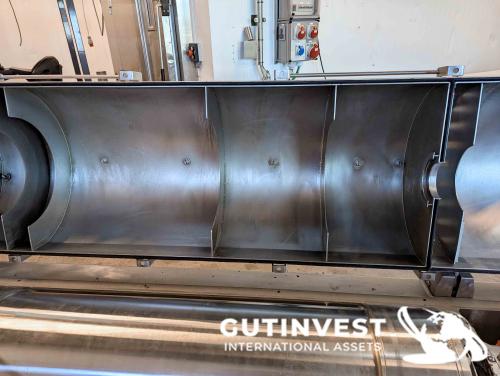 Decanter centrifuge for food industry