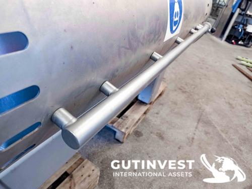 Decanter centrifuge for food industry