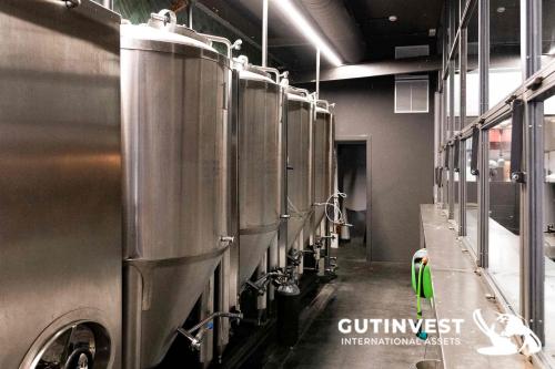 Beer brewing machinery