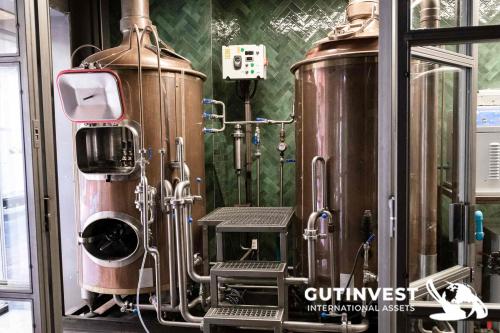 Beer brewing machinery