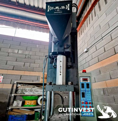 Vertical Injection machine