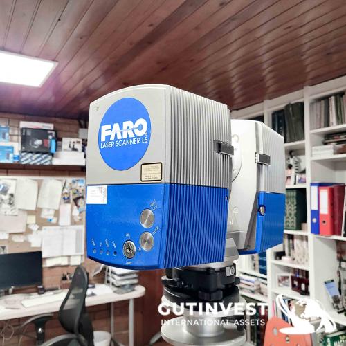 Phase laser scanner