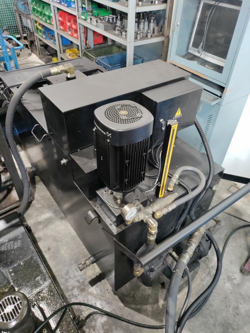 4-axis CNC horizontal machining center