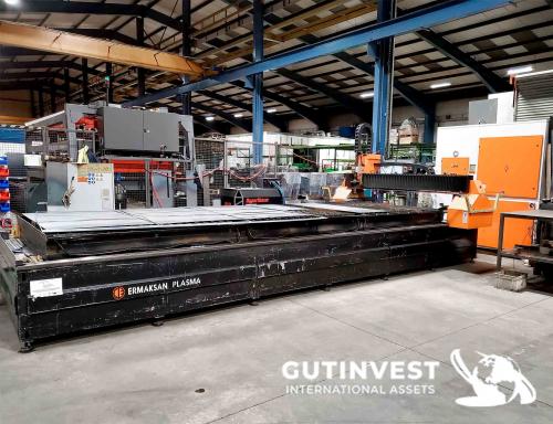 Plasma cutting machine