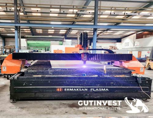 Plasma cutting machine