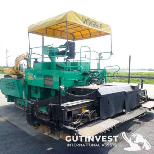 Asphalt paver machine