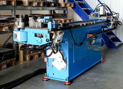 Pipe tube bending machine