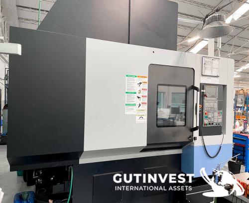  CNC Vertical Machining Center