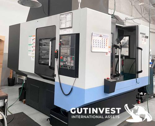  CNC Vertical Machining Center