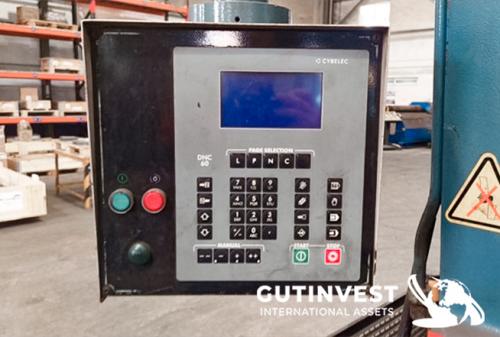 Metal Shear press