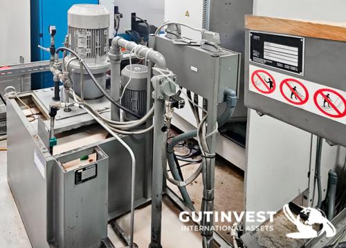 CNC Vertical Machining Center