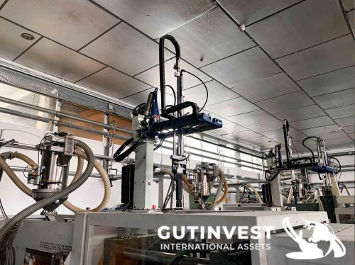 Instalación para alimentación de material a inyectoras de p