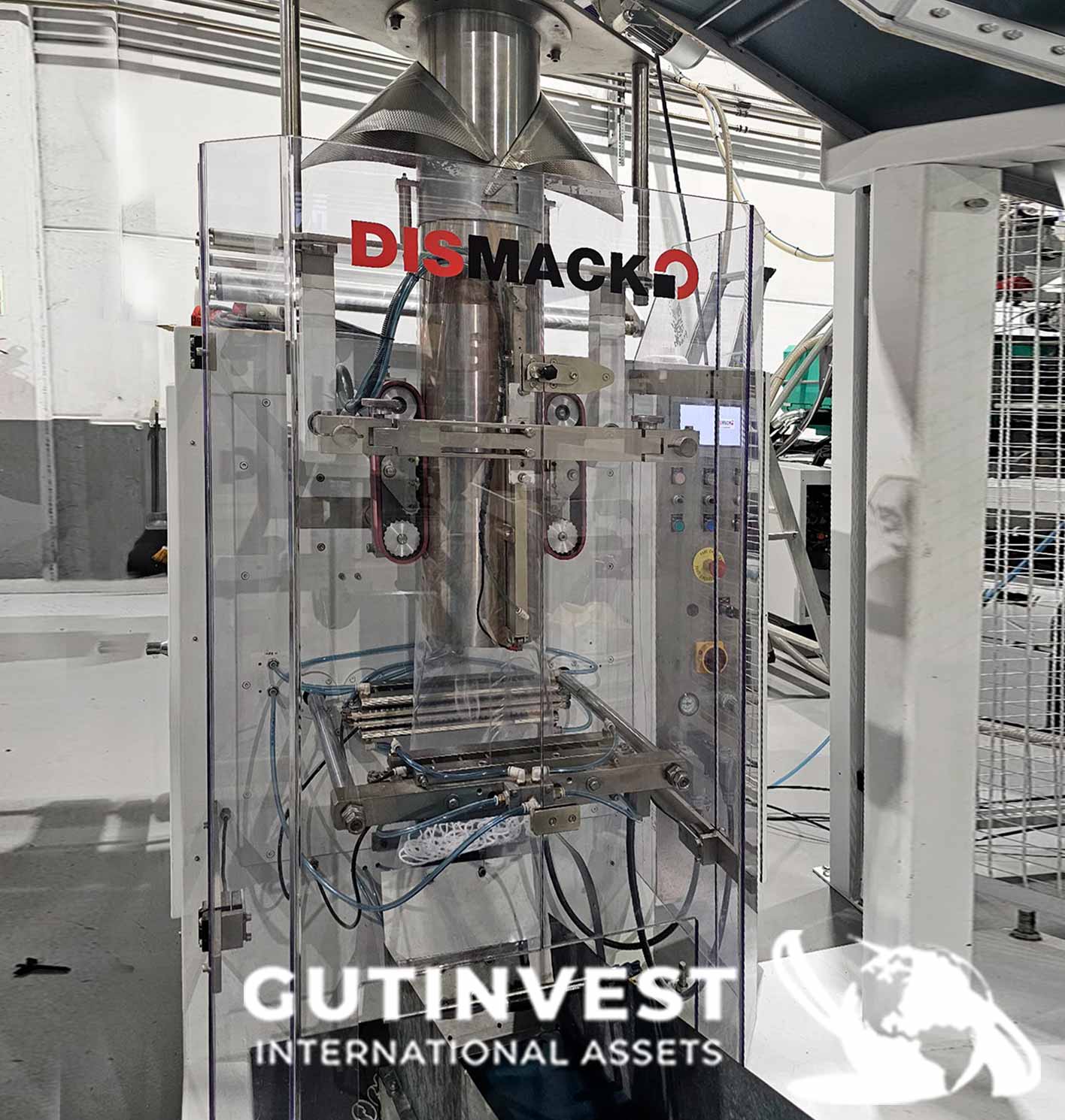 Envasadora vertical con cinta transportadora