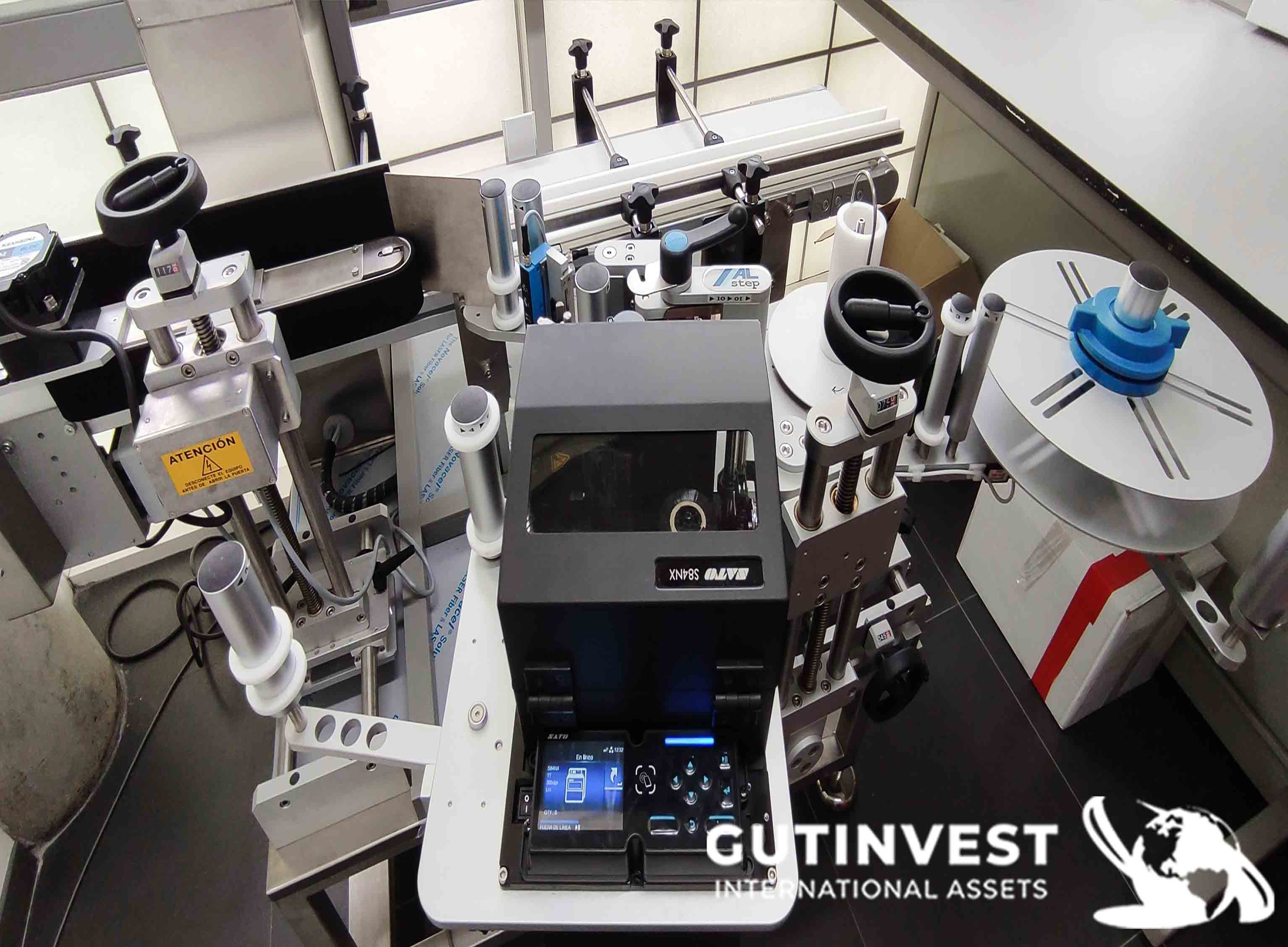 Maquina etiquetadora de botellas, tarros…