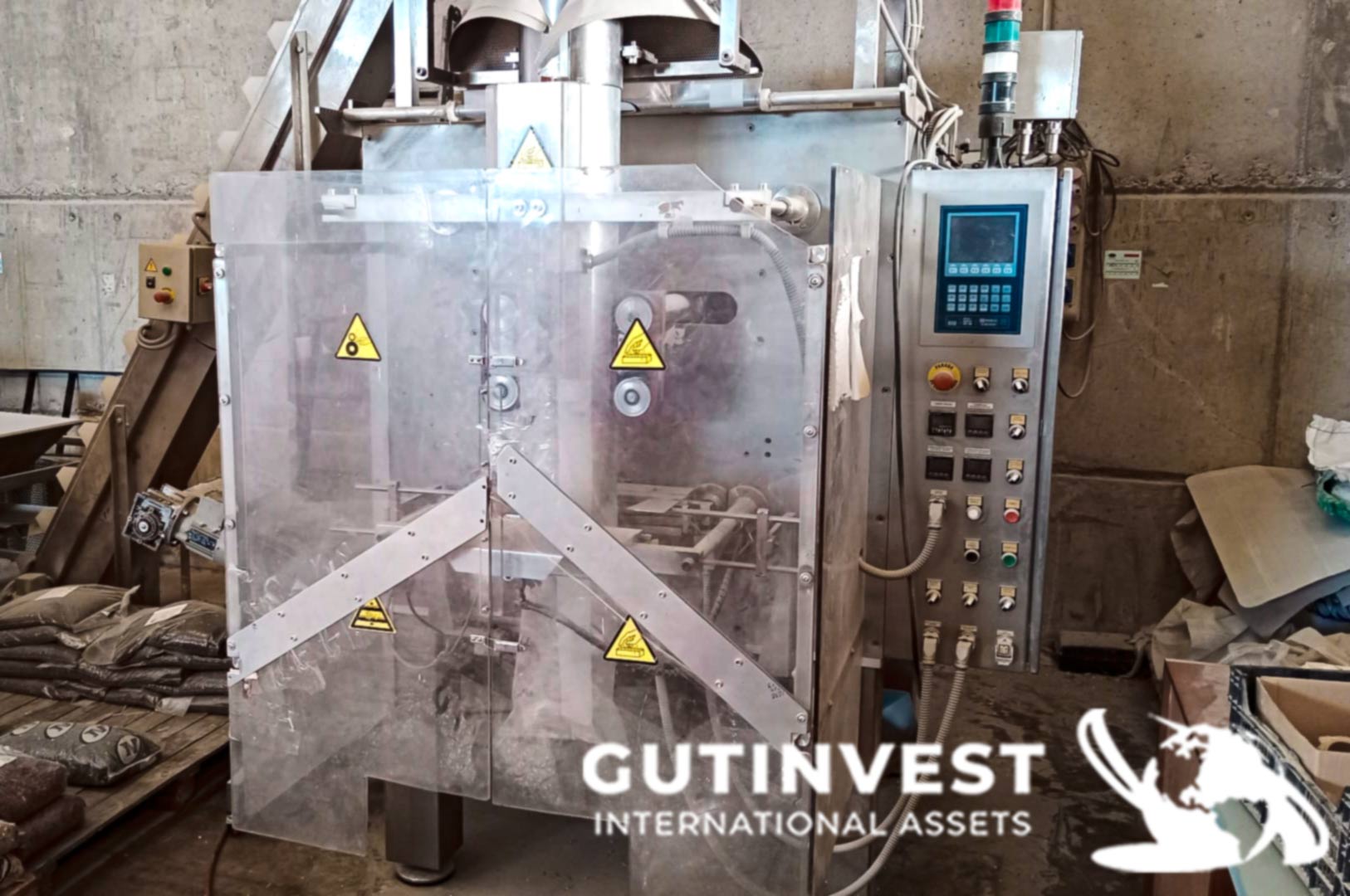 Vertical Packaging Machine with Weigher - 5 kg